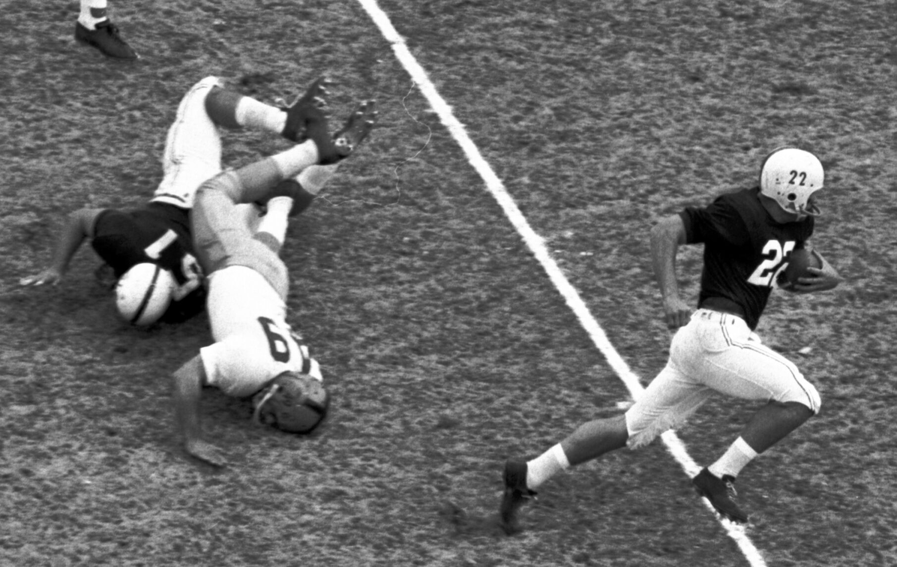 1957: Notre Dame ends Oklahoma’s NCAA record 47-game winning streak